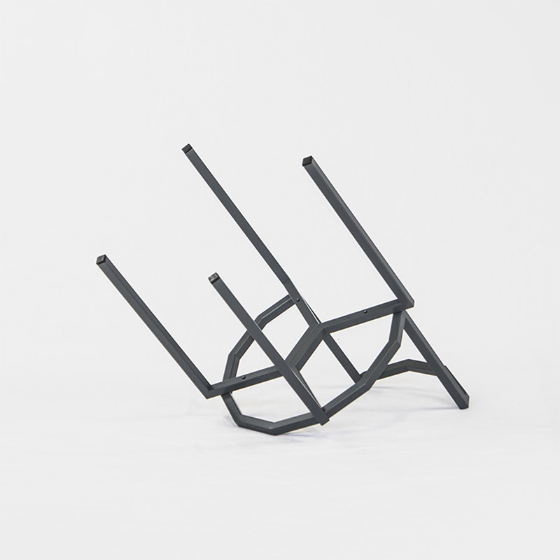 Black Metal Chair - Image 3